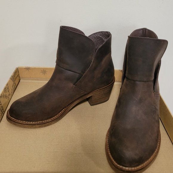 Free People Brooks Ankle Boot size 7 - Brown Leather Bootie - Picture 7 of 13